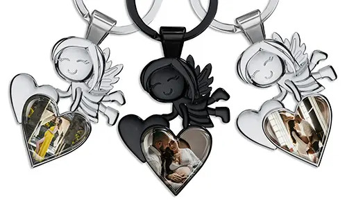 Geschenk für werdende Eltern – Personalisierter Engel-Herz-Schlüsselanhänger mit Familienfoto