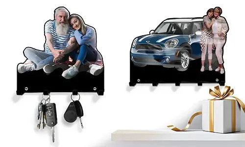 Personalisiertes Schlüsselbrett mit Autosilhouette für deine Tochter