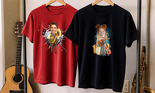 Dos camisetas al estilo de dibujos animados con música personalizada con caras reales colgando de una pared, mostrando diseños creativos relacionados con instrumentos