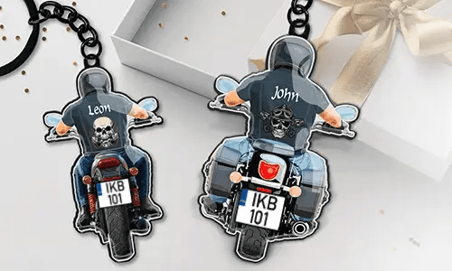 Biker-sleutelhanger met de naam van je vader!