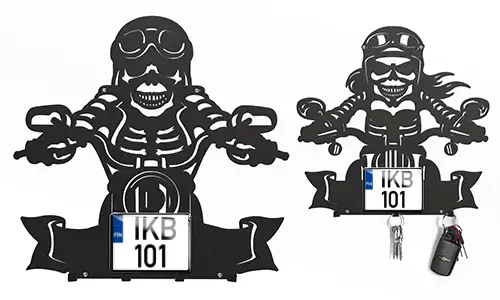 Keyholder wall with skeleton for motorcyclists