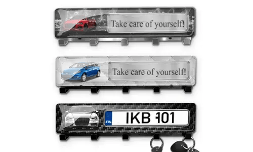 Keyholder-wall with car silhouette and licence plate for a car lover