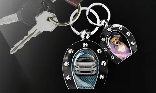gallery-photo-horseshoe-keychain-2